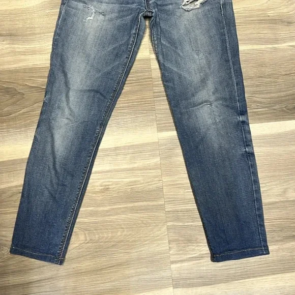 Sneak peek blue skinny jeans size  1 - Picture 4 of 10